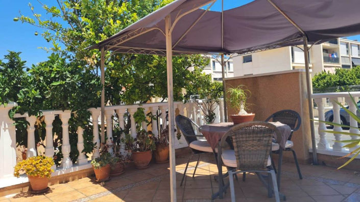 Image No.21-3 Bed Townhouse for sale
