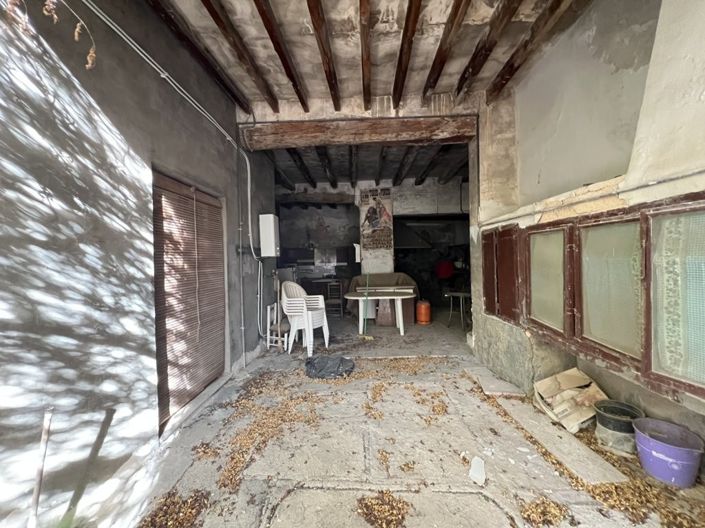 Image No.14-6 Bed Townhouse for sale