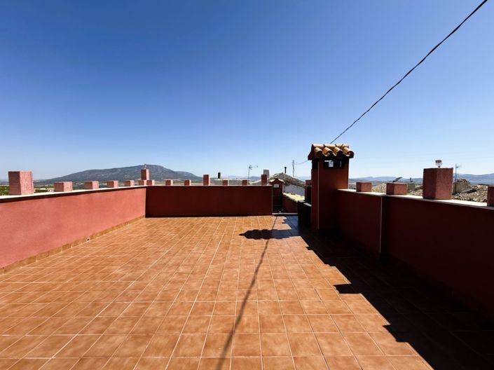 Image No.4-2 Bed Townhouse for sale