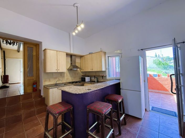 Image No.8-2 Bed Townhouse for sale