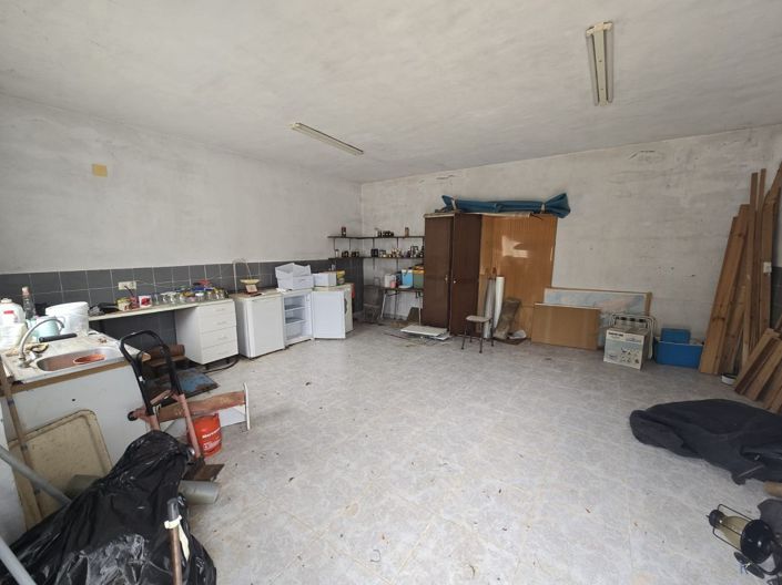 Image No.13-2 Bed Country House for sale