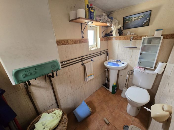 Image No.20-2 Bed Country House for sale