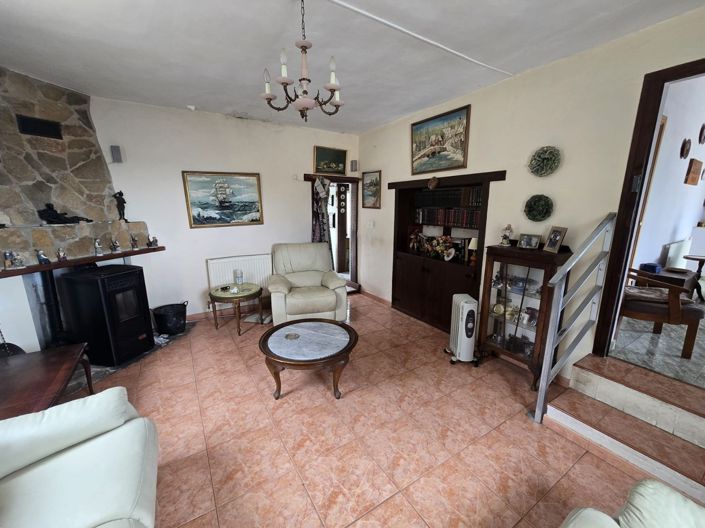 Image No.26-2 Bed Country House for sale
