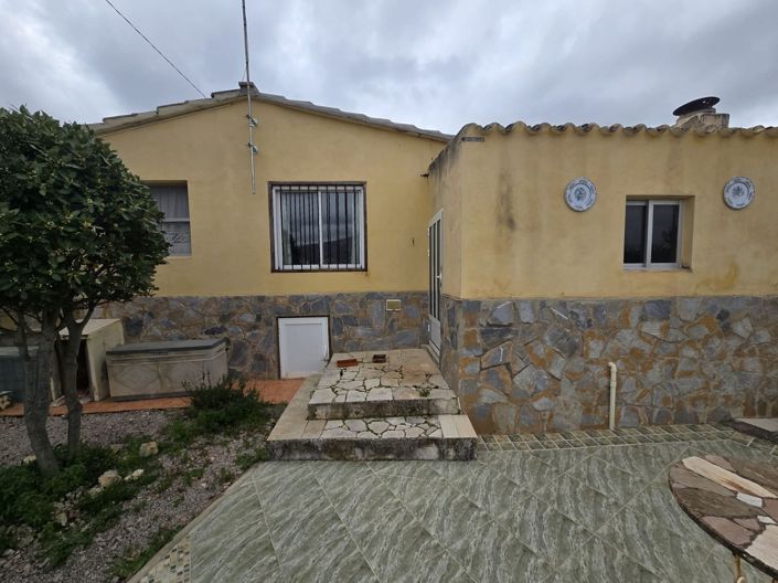 Image No.7-2 Bed Country House for sale