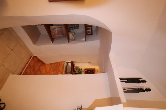 Image No.42-5 Bed Country House for sale