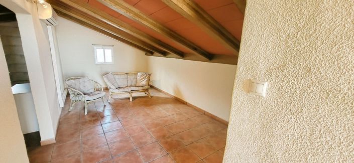 Image No.15-4 Bed Country House for sale