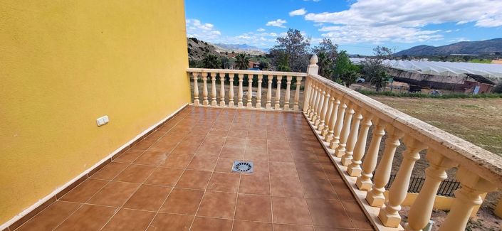 Image No.17-4 Bed Country House for sale