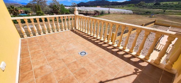 Image No.20-4 Bed Country House for sale