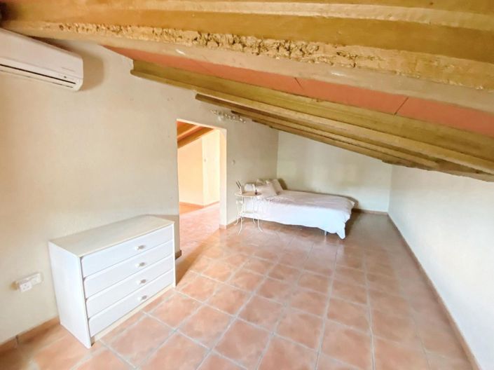 Image No.24-4 Bed Country House for sale