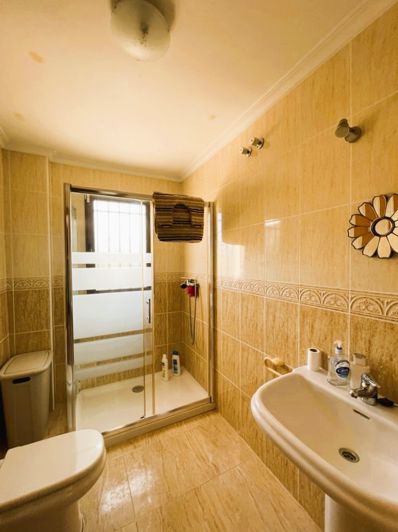 Image No.11-4 Bed Country House for sale