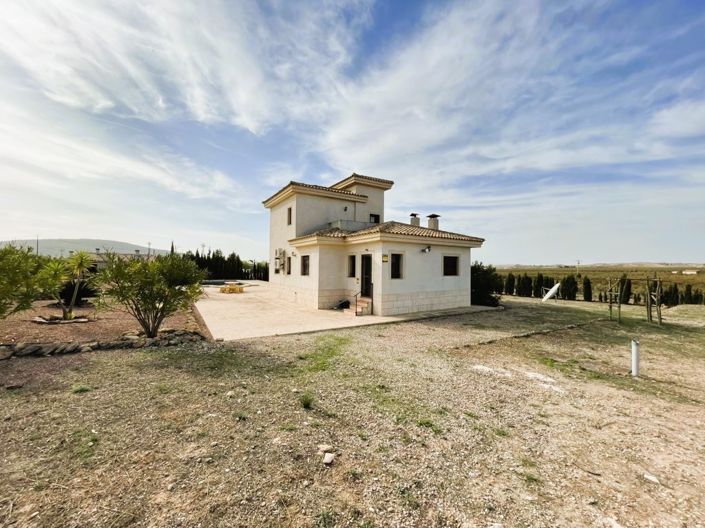 Image No.3-4 Bed Country House for sale