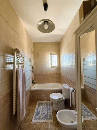 Image No.15-4 Bed Country House for sale