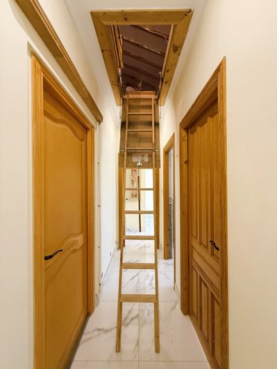 Image No.19-3 Bed Country House for sale