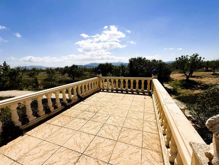Image No.24-3 Bed Country House for sale