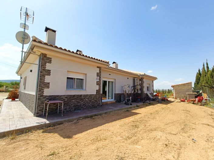 Image No.6-4 Bed Country House for sale