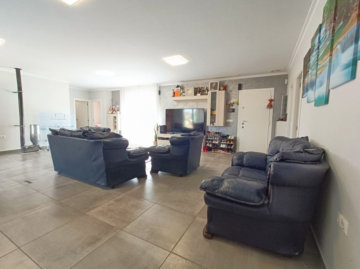 Image No.9-4 Bed Country House for sale