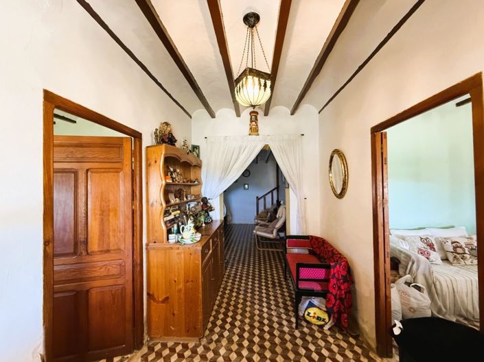 Image No.3-4 Bed Country House for sale