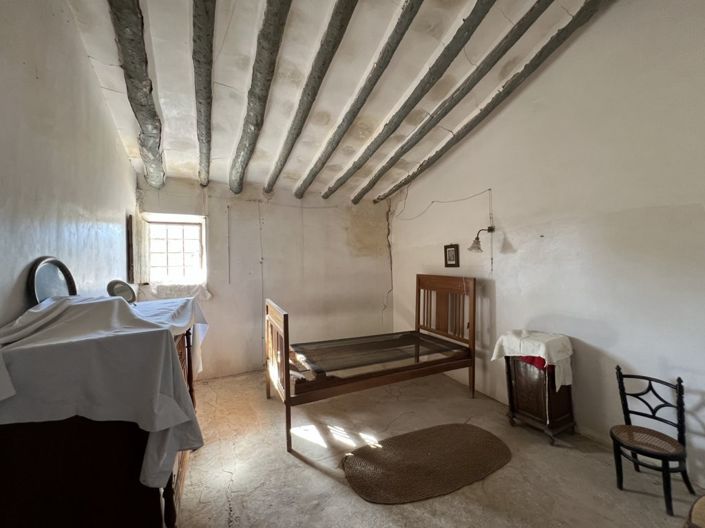 Image No.20-6 Bed Country House for sale