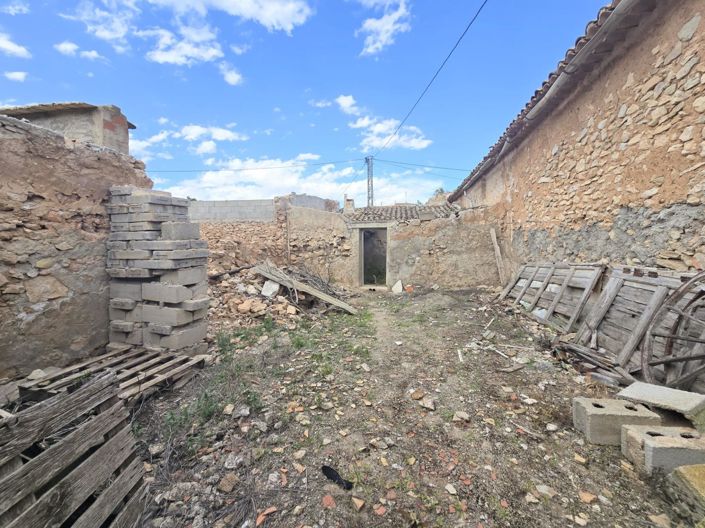 Image No.4-5 Bed Townhouse for sale