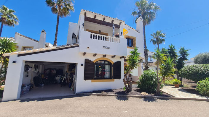 Image No.39-3 Bed Villa for sale