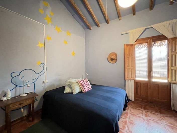 Image No.14-7 Bed Country House for sale