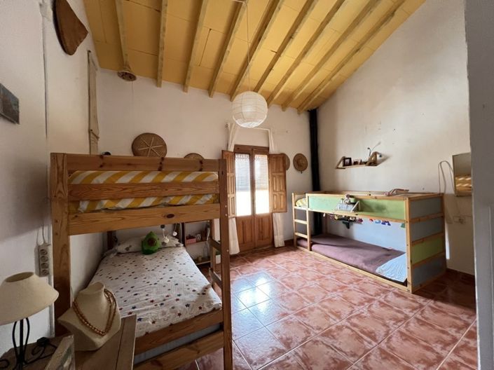 Image No.18-7 Bed Country House for sale