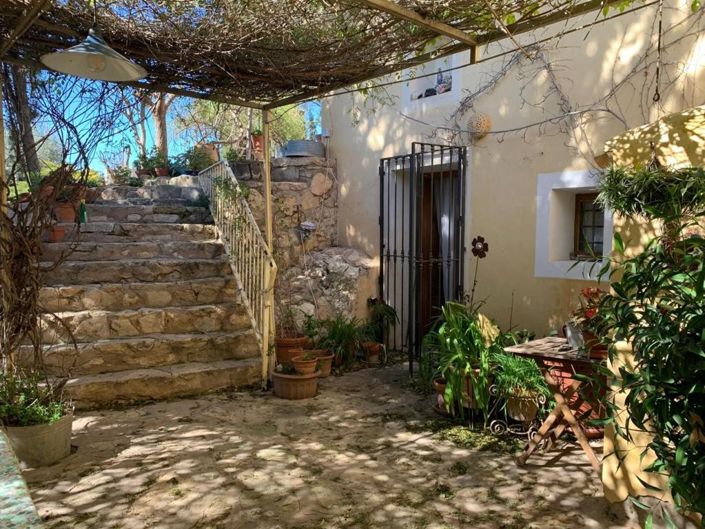 Image No.6-7 Bed Country House for sale