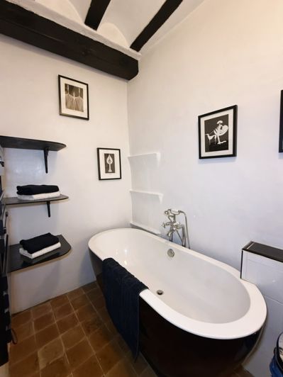 Image No.23-6 Bed Townhouse for sale