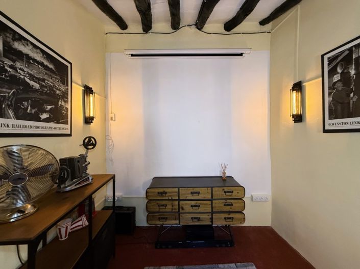 Image No.33-6 Bed Townhouse for sale