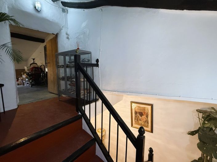 Image No.39-6 Bed Townhouse for sale