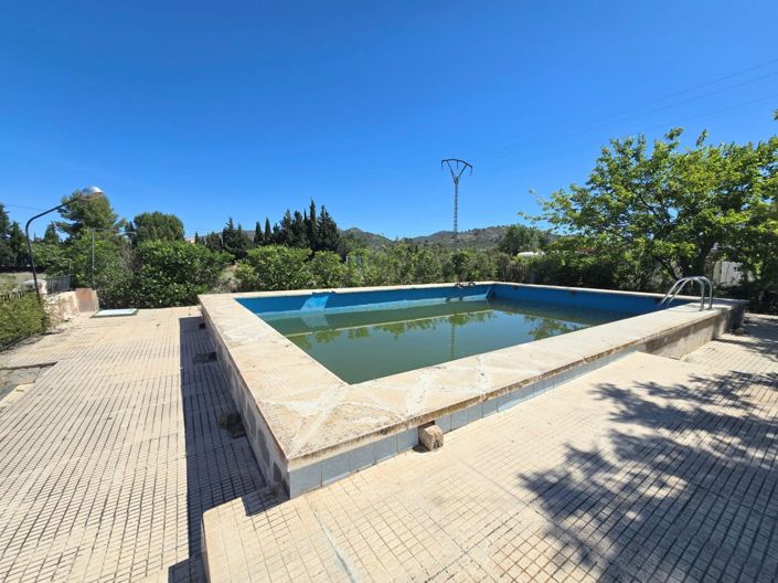 Country house in Salinas