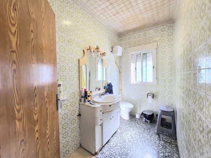 Image No.7-4 Bed Country House for sale