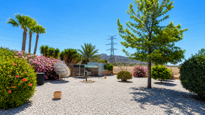 Image No.19-3 Bed Country House for sale