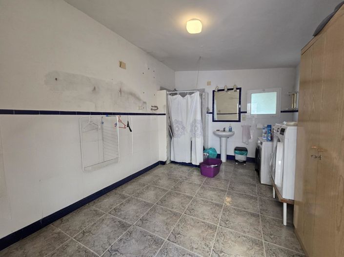 Image No.13-5 Bed Country House for sale