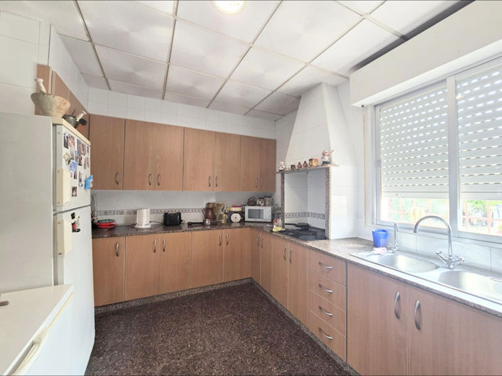 Image No.3-5 Bed Country House for sale
