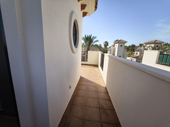 Image No.19-3 Bed Townhouse for sale