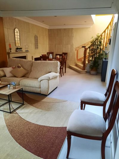 Image No.24-4 Bed Country House for sale