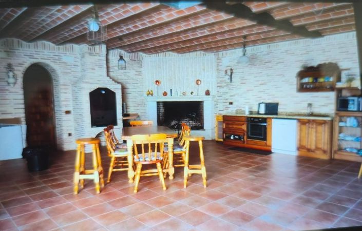 Image No.50-4 Bed Country House for sale