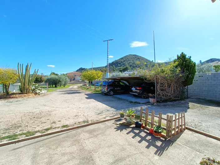 Image No.14-4 Bed Country House for sale