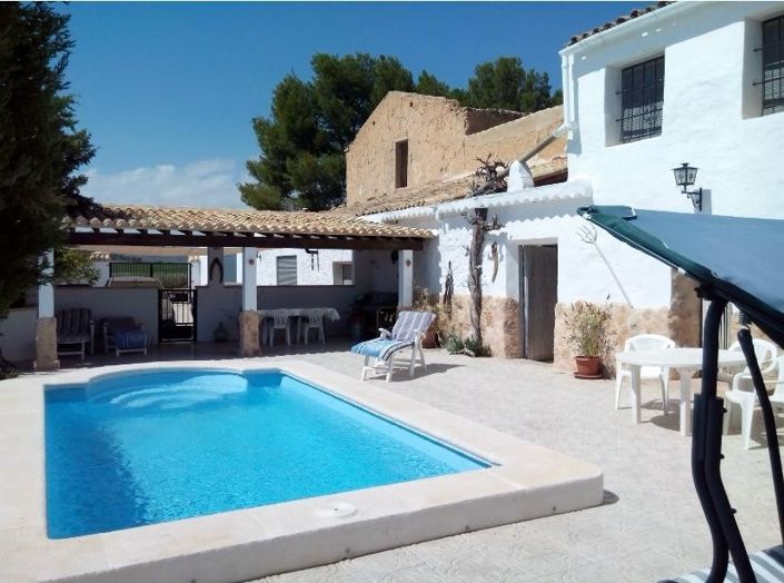 Image No.24-5 Bed Country House for sale