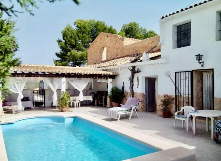 Image No.25-5 Bed Country House for sale