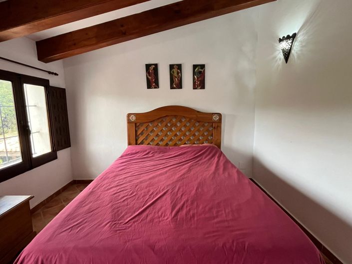 Image No.9-5 Bed Country House for sale