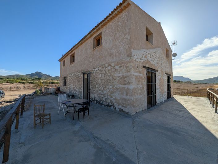 Image No.32-3 Bed Country House for sale