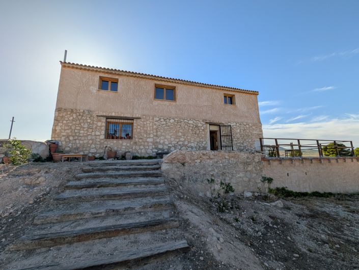 Image No.34-3 Bed Country House for sale