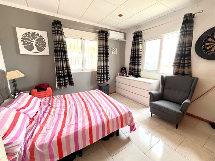 Image No.31-3 Bed Country House for sale