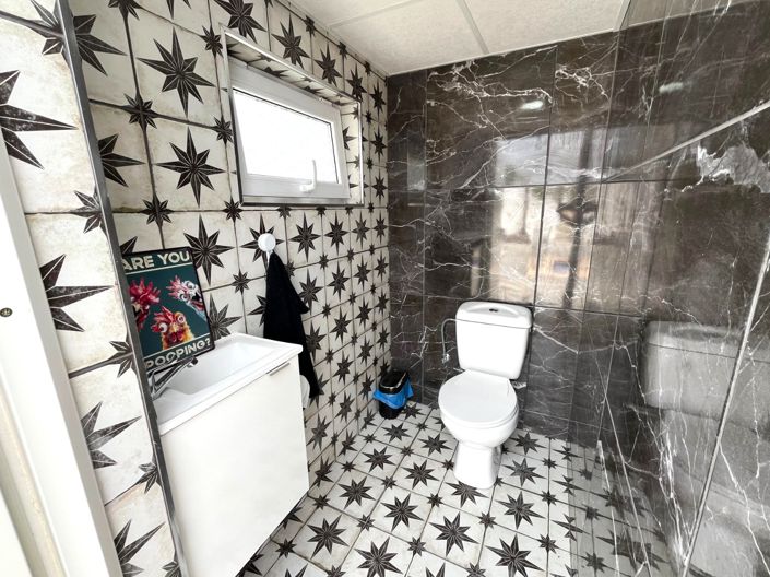 Image No.38-3 Bed Country House for sale