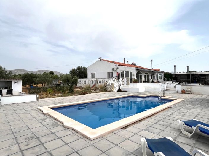 Image No.46-3 Bed Country House for sale