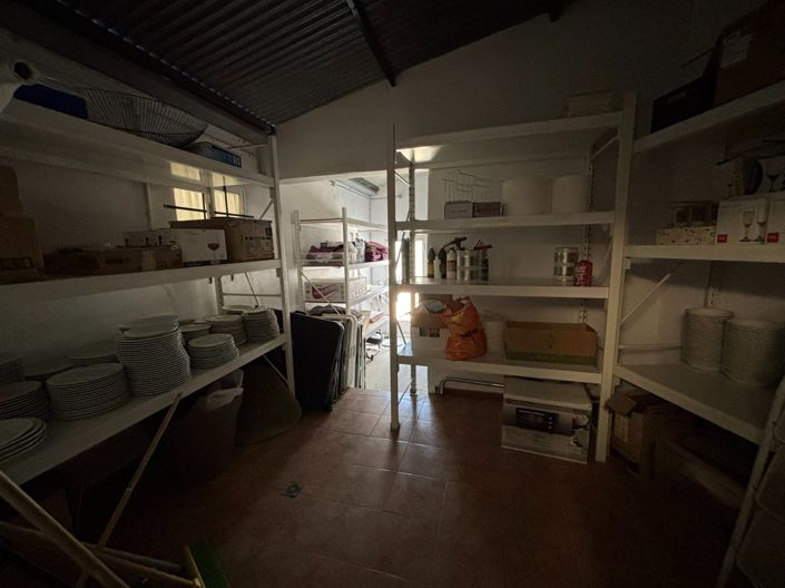 Image No.18-8 Bed Country House for sale