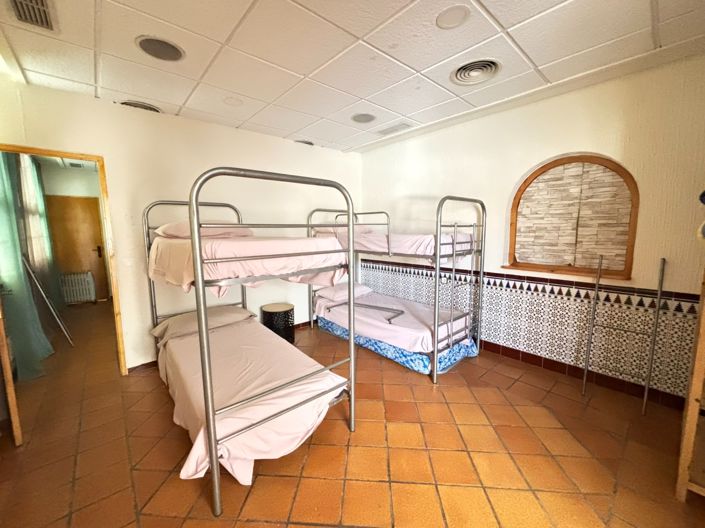 Image No.26-8 Bed Country House for sale