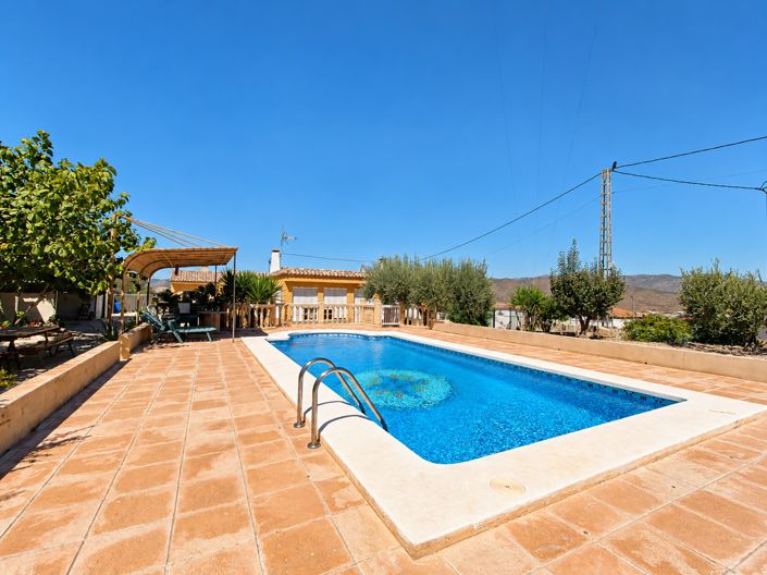 Image No.2-3 Bed Country House for sale